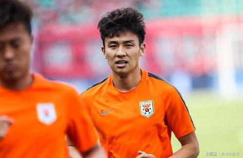 陈晨爆料中超球员视频播放,中超球员神秘视频引发热议 第3张 陈晨爆料中超球员视频播放,中超球员神秘视频引发热议 第3张